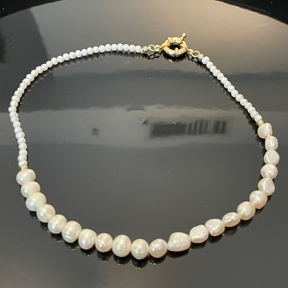 FreshWater Pearls white Necklace - Picture 2 of 2